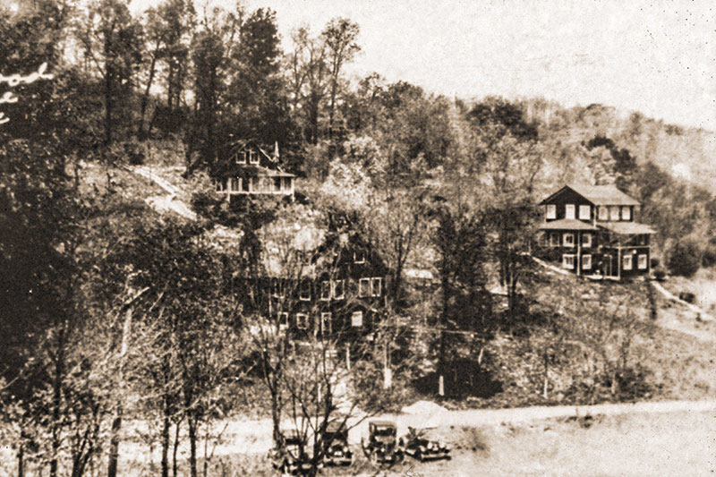 1920s_Castlewood.jpg