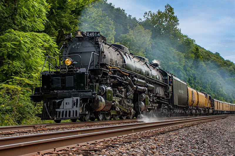 Big_Boy_Locomotive_1108.jpg